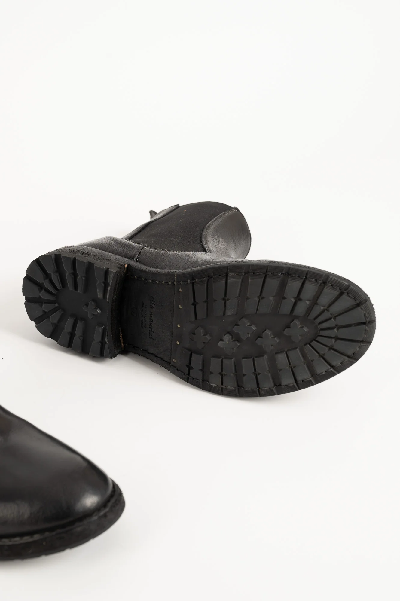 Men's Chelsea Boot | Black Washed Buffalo - Image 5