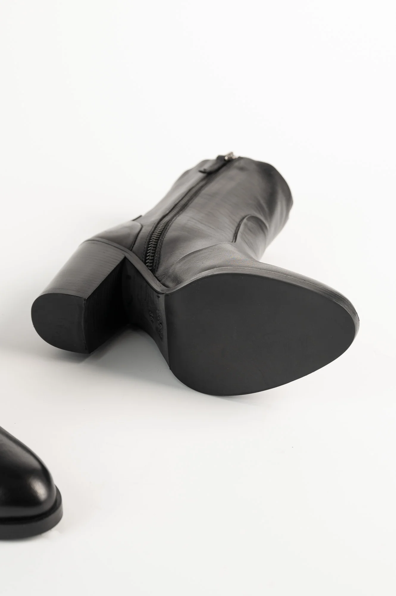 Signature Boot Viona 8cm | Black Calf Leather - Image 5