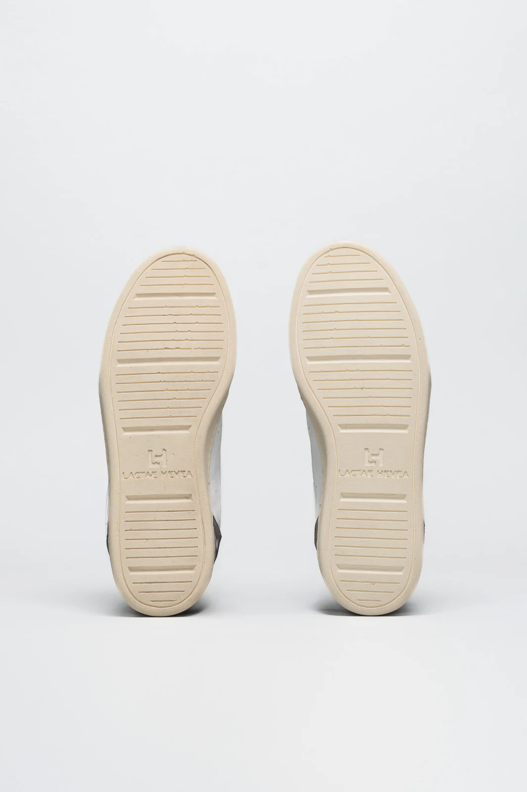 Men's Low-Top Sneaker | White-Grey Vintage Suede - Image 7