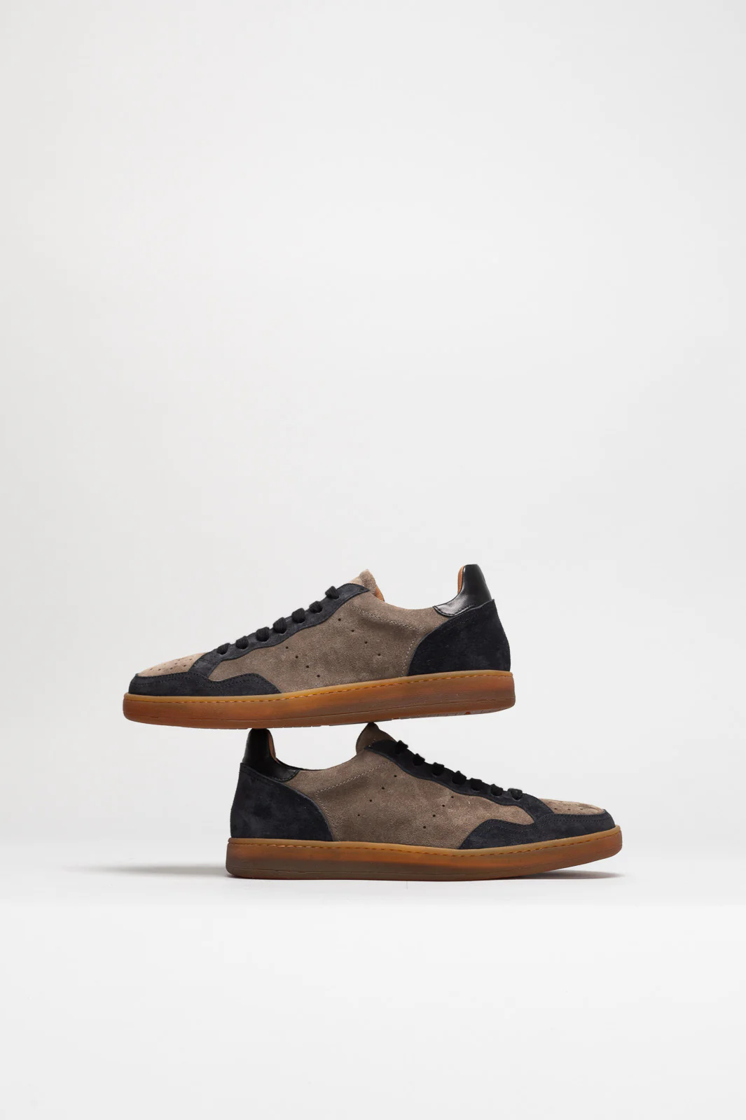 Men's Low-Top Sneaker | Taupe-Black Vintage Suede - Image 4