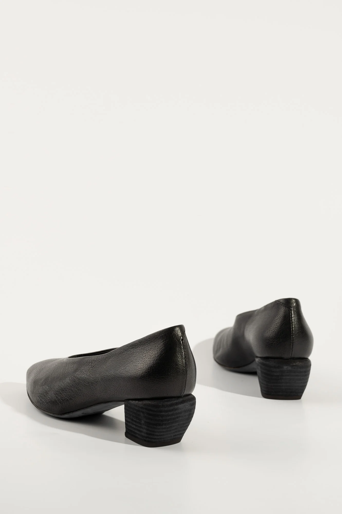 Pump Sally | Black Buffalo Leather - Image 5